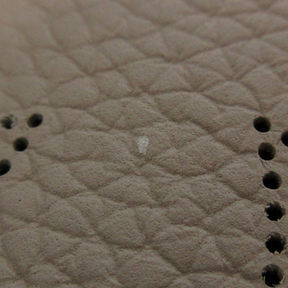LOUIS VUITTON Monogram Mahina Blossom MM Satchel - Picture 9 of 12